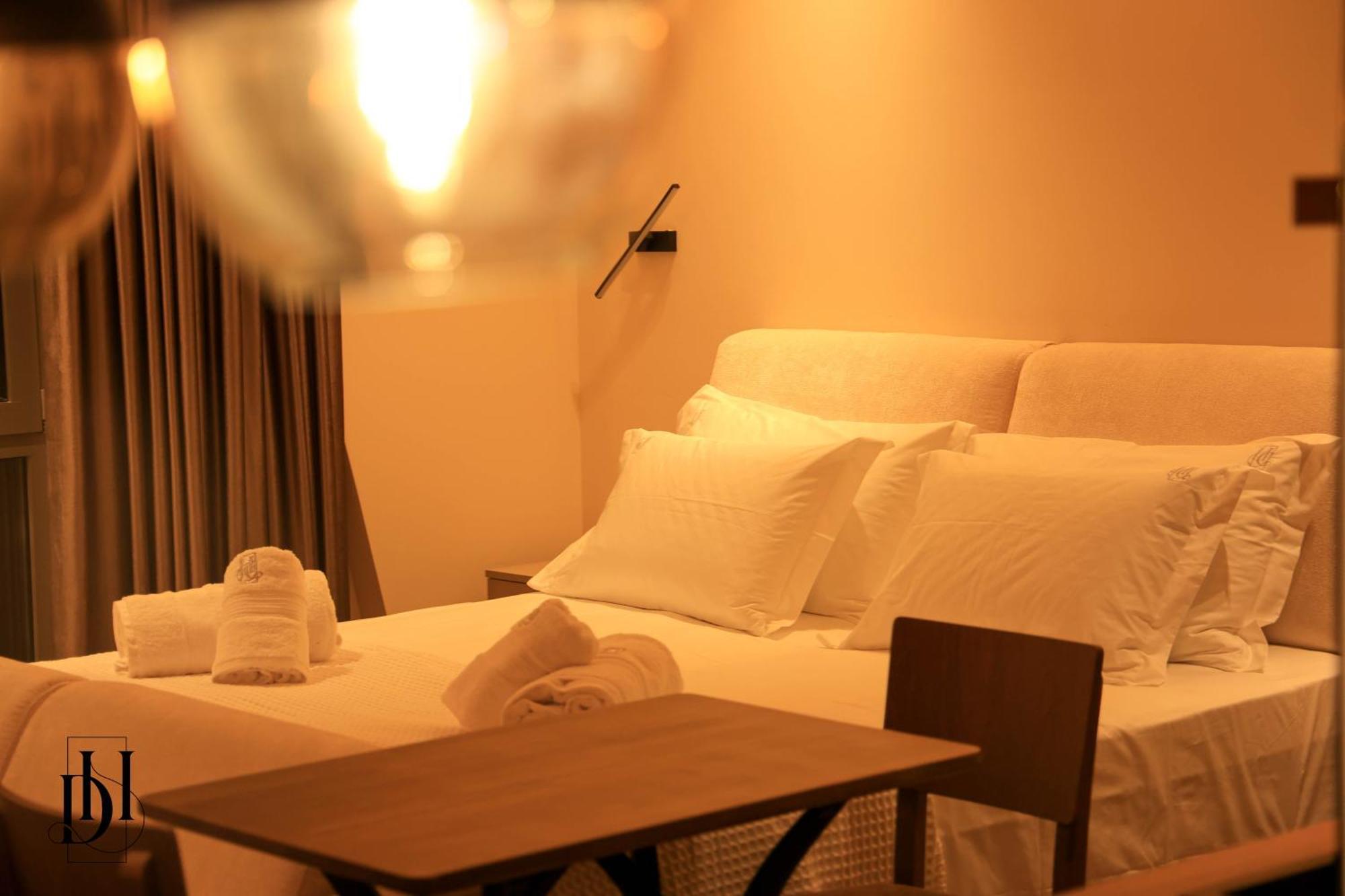 Deha Rooms & Apartments Tiranë Eksteriør bilde